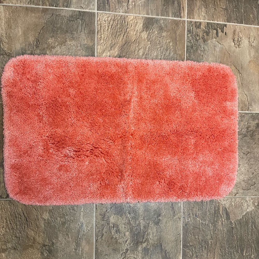 Mohawk Plush Bathroom rug